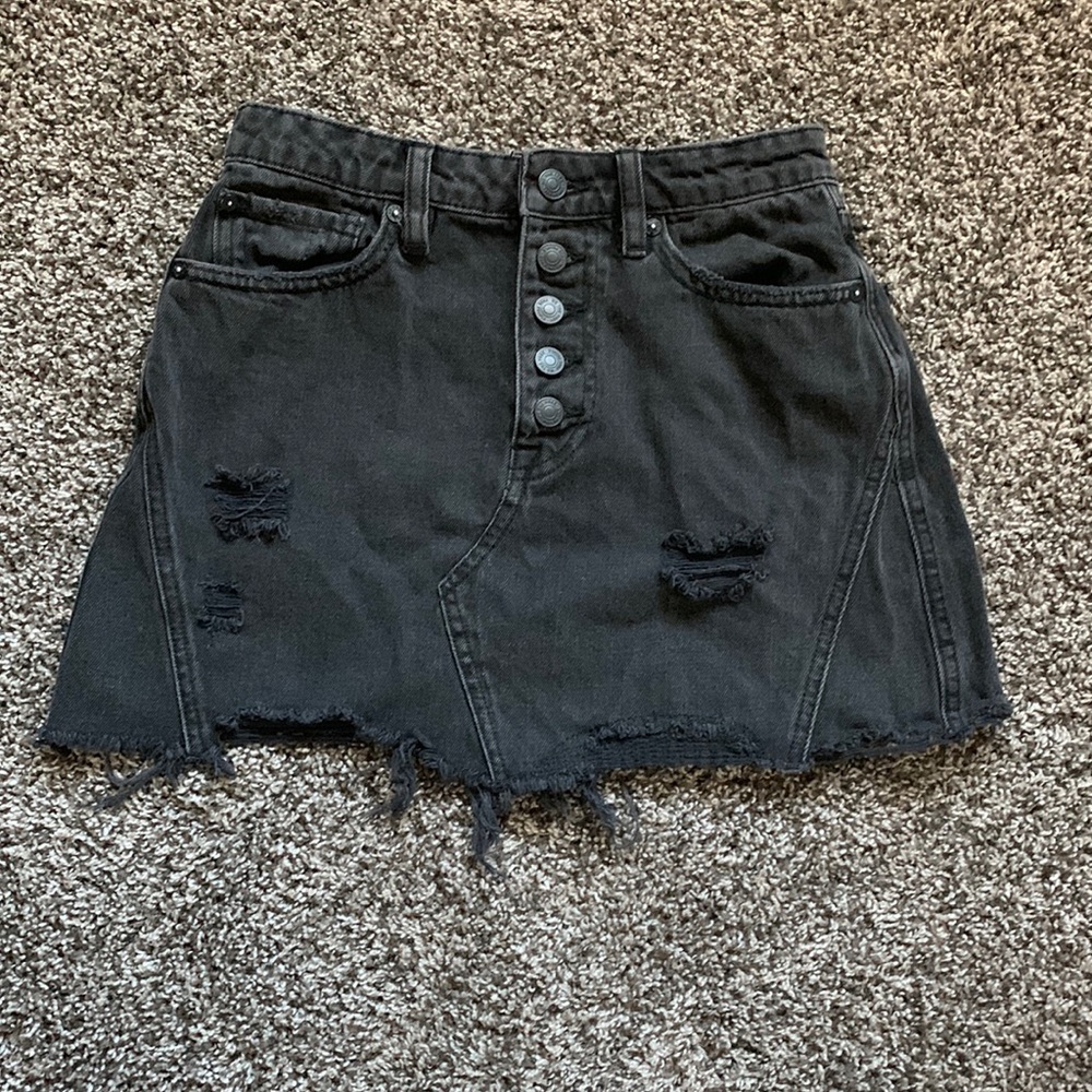 Distressed black mini skirt
